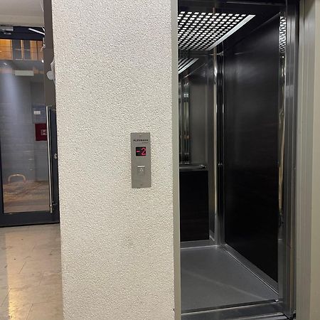 サラエヴォApartman Centar- Free Parkingアパートメント エクステリア 写真
